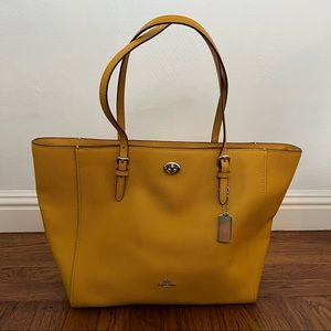 Coach Tote